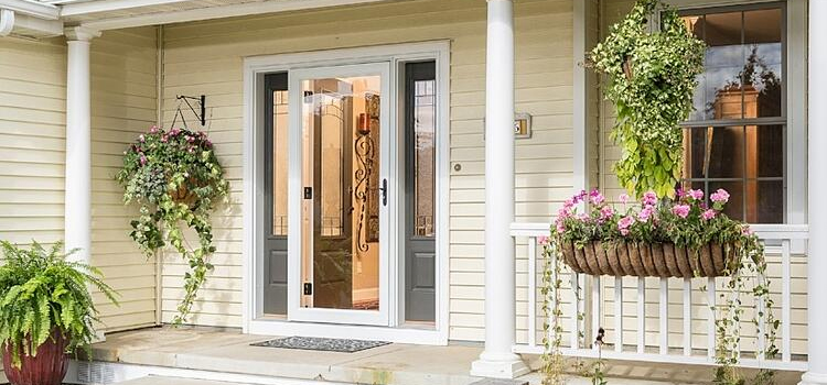 screen door installation in American Canyon
